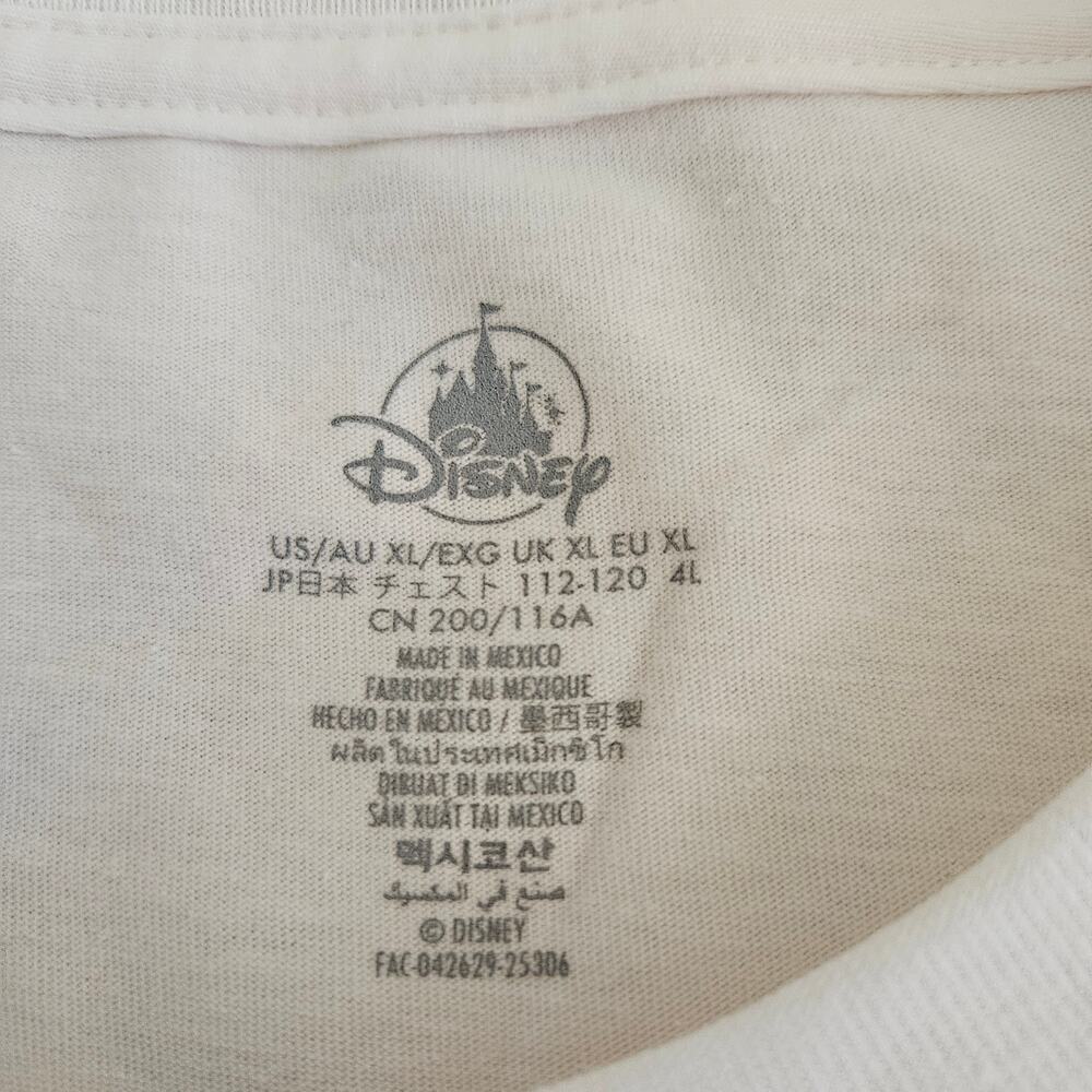 Disney Happy Holidays Walt Disney Tee Shirt Cream sz XL NWT - Picture 6 of 9